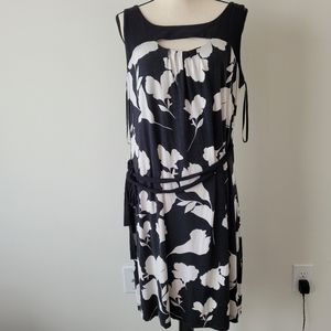 NY & CO. Sleeveless dress